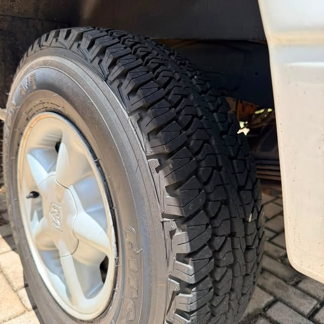DODGE DAKOTA - Imagem 12