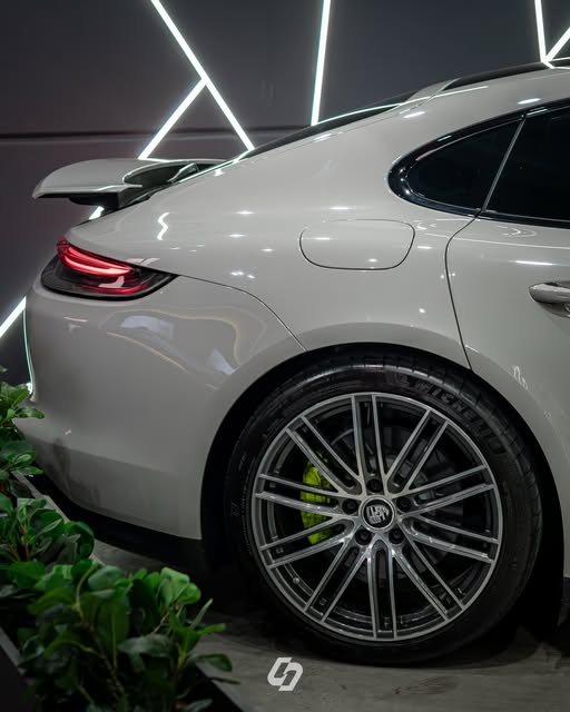 PORSCHE PANAMERA 4S - Imagem 15