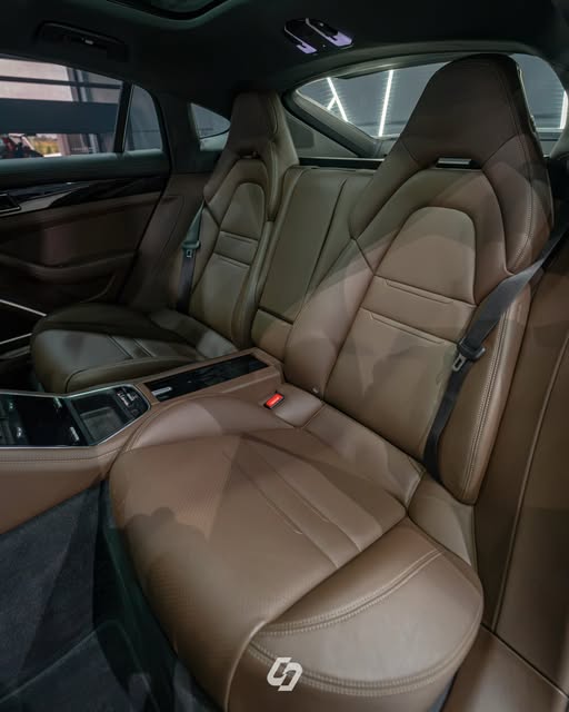 PORSCHE PANAMERA 4S - Imagem 16