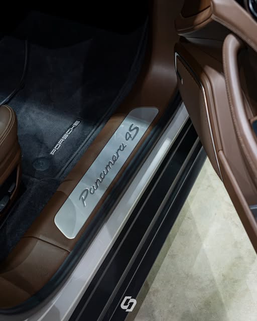 PORSCHE PANAMERA 4S - Imagem 20