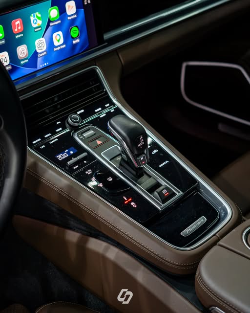 PORSCHE PANAMERA 4S - Imagem 6