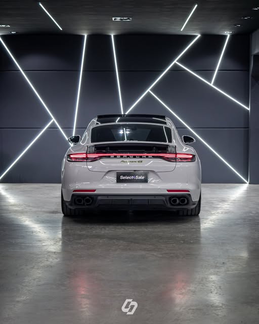 PORSCHE PANAMERA 4S - Imagem 7