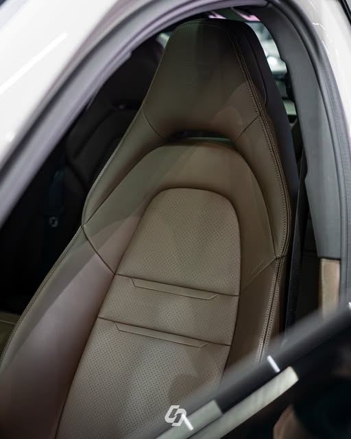 PORSCHE PANAMERA 4S - Imagem 10