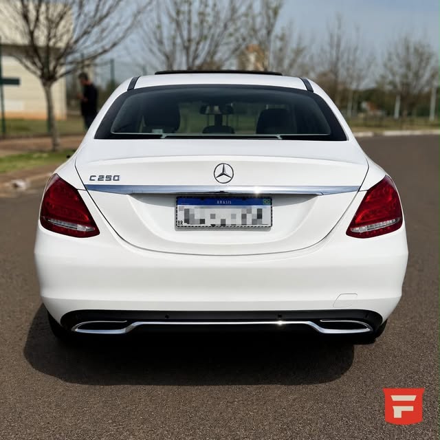 MERCEDES-BENZ C 250 AVANTGARD - Imagem 13