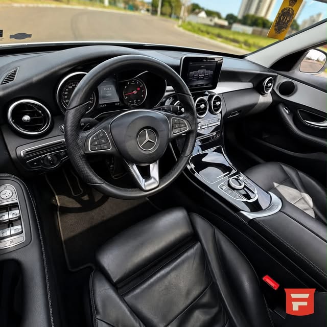 MERCEDES-BENZ C 250 AVANTGARD - Imagem 9