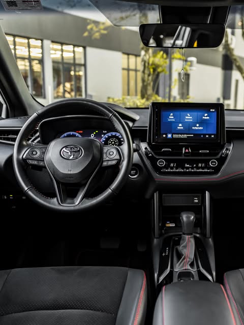 TOYOTA COROLLA GR-SPORT - Imagem 7