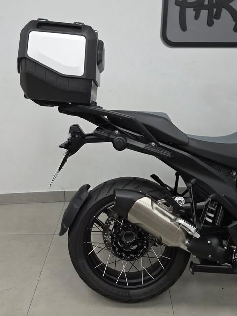 BMW R 1300 GS GS TRIPLE BLACK - Imagem 2