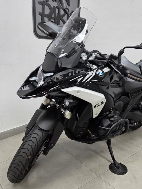 BMW R 1300 GS GS TRIPLE BLACK - Imagem 11