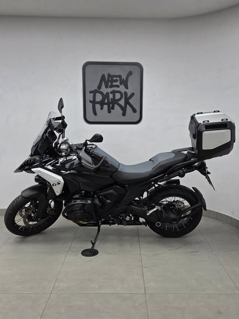 BMW R 1300 GS GS TRIPLE BLACK - Imagem 13