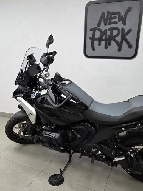 BMW R 1300 GS GS TRIPLE BLACK - Imagem 14