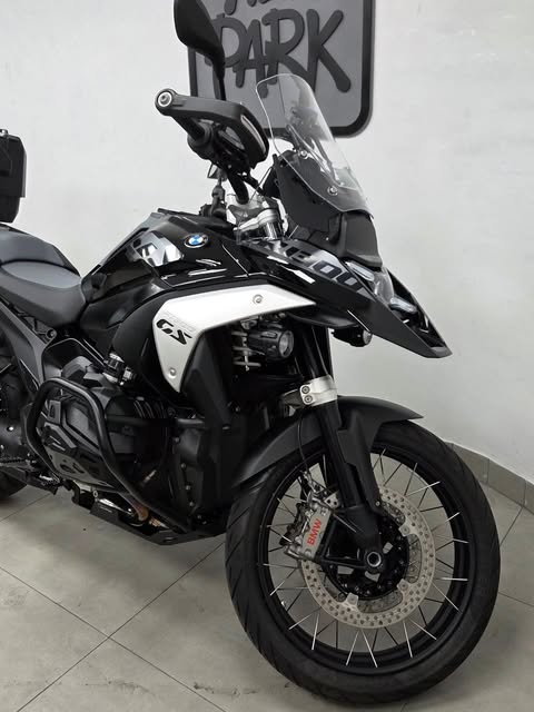BMW R 1300 GS GS TRIPLE BLACK - Imagem 7