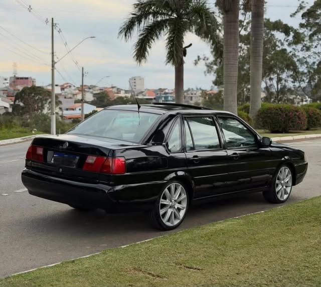 VOLKSWAGEN SANTANA - Imagem 4