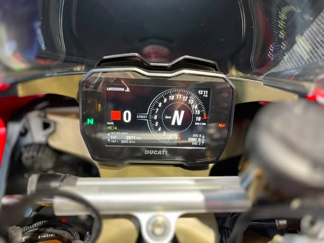 DUCATI PANIGALE V4S - Imagem 7
