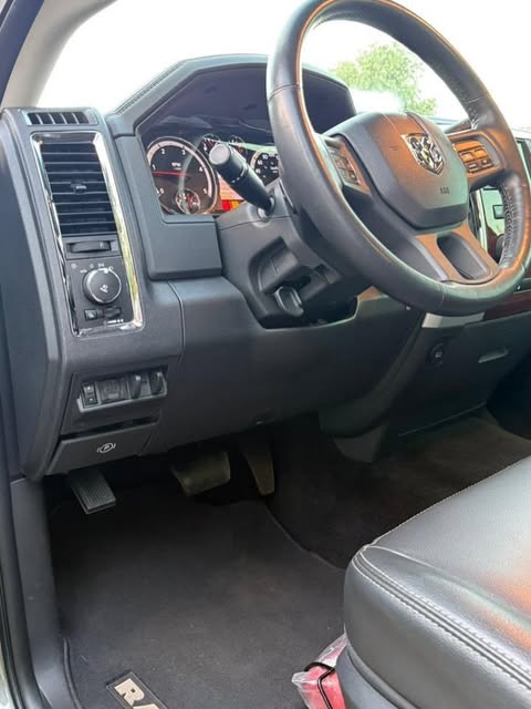 RAM 2500 HD LARAMIE - Imagem 6