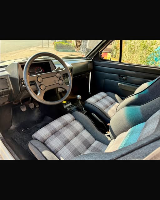 VOLKSWAGEN SAVEIRO - Imagem 2