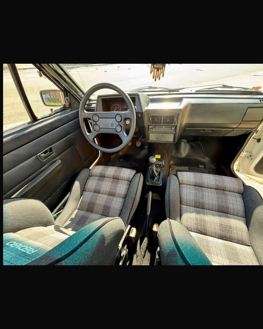 VOLKSWAGEN SAVEIRO - Imagem 3