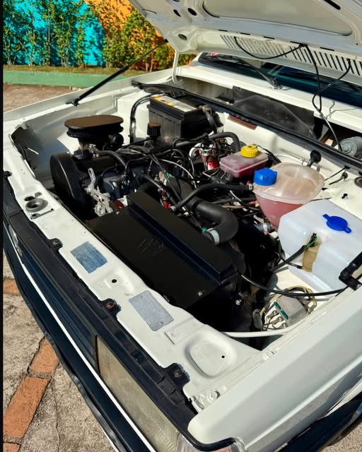 VOLKSWAGEN SAVEIRO - Imagem 6