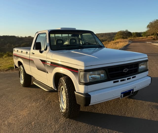 CHEVROLET D20 CUSTOM DELUXE - Imagem 1
