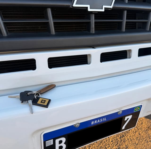 CHEVROLET D20 CUSTOM DELUXE - Imagem 8