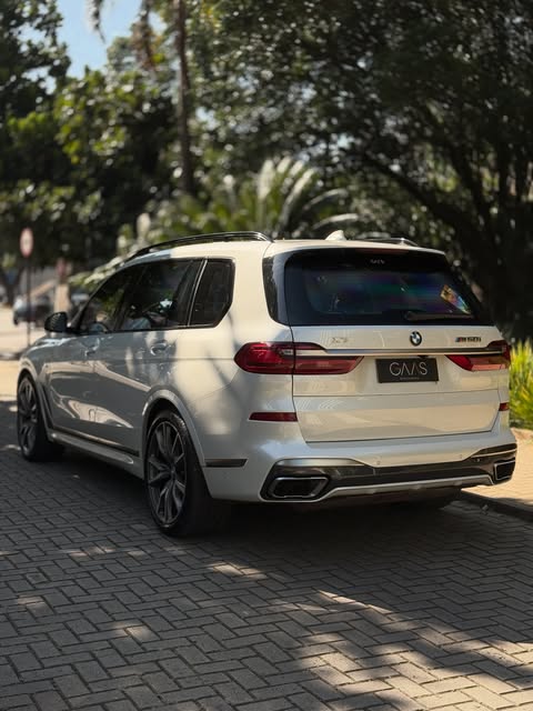 BMW X7 M50I - Imagem 6