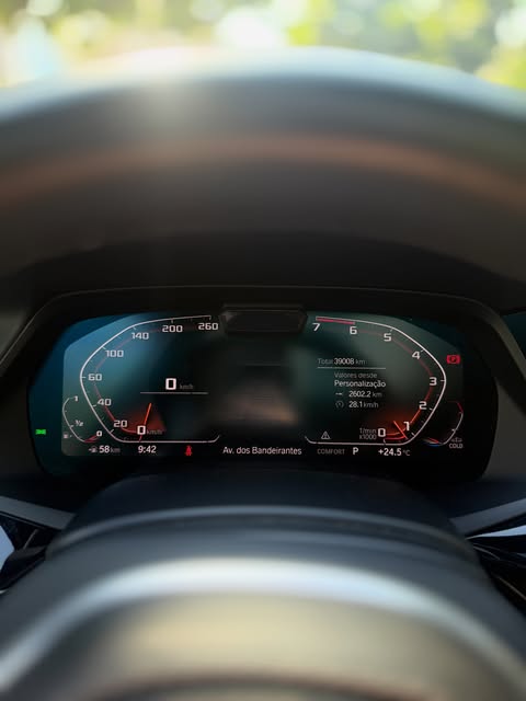 BMW X7 M50I - Imagem 8