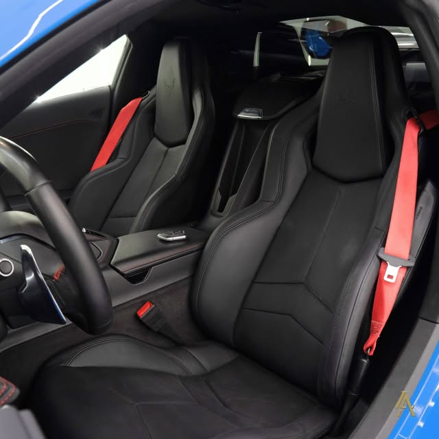 CHEVROLET CORVETTE STINGRAY 1LT TARGA - Imagem 7