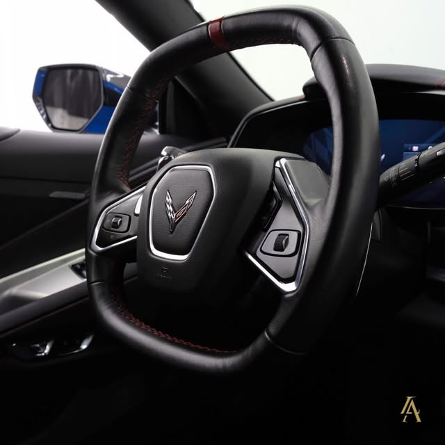 CHEVROLET CORVETTE STINGRAY 1LT TARGA - Imagem 9
