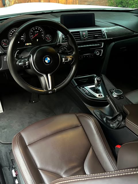 BMW M4 - Imagem 10