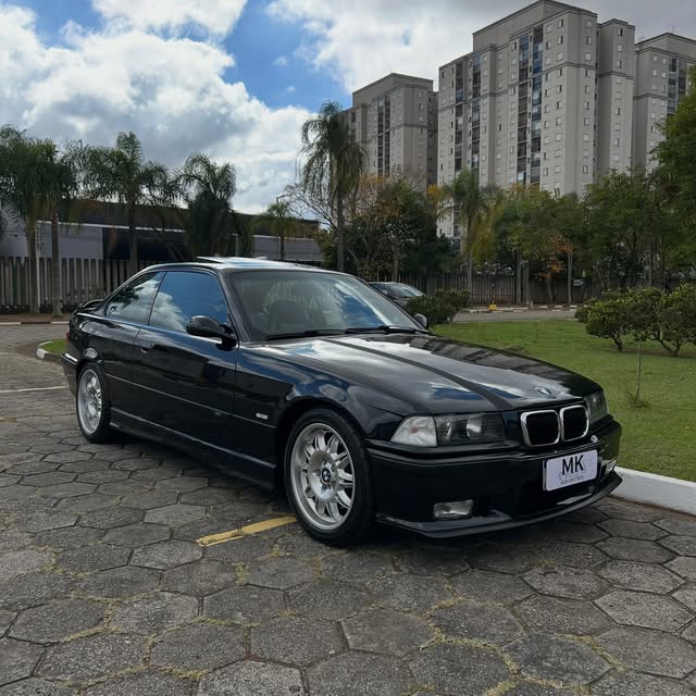 BMW M3 EVOLUTION - Imagem 2