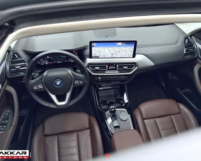 BMW X3 XDRIVE30E X LINE - Imagem 7