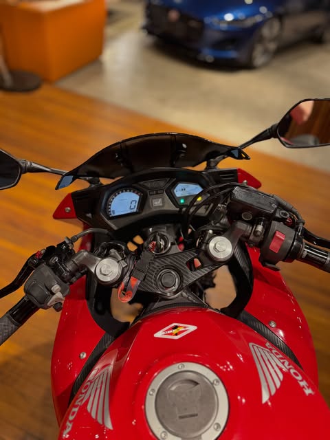 HONDA CBR 650F - Imagem 10