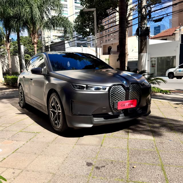BMW IX XDRIVE40 - Imagem 3