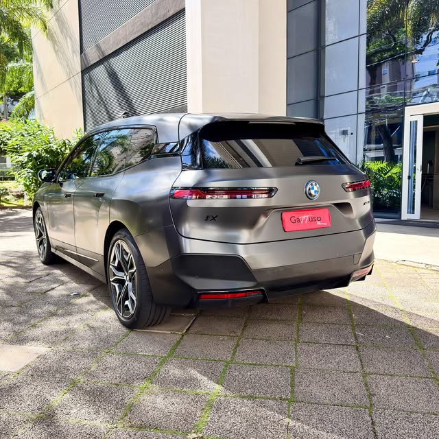 BMW IX XDRIVE40 - Imagem 4