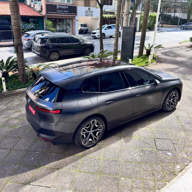 BMW IX XDRIVE40 - Imagem 6