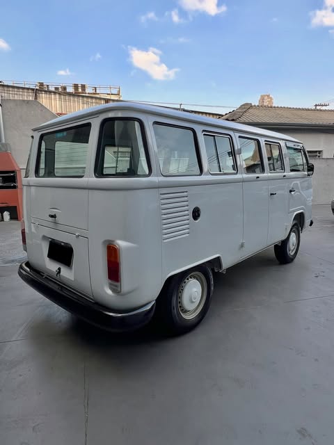 VOLKSWAGEN KOMBI PACOTE LUXO - Imagem 5