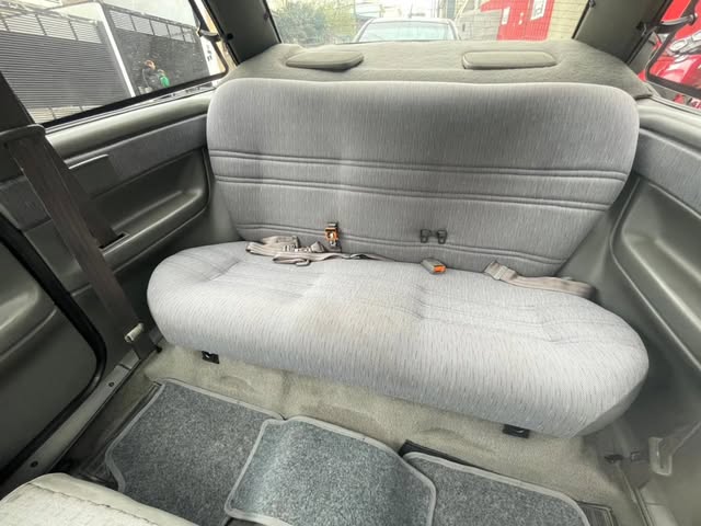 VOLKSWAGEN LOGUS GLI - Imagem 11