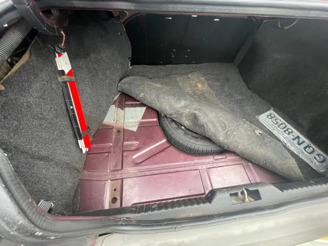 VOLKSWAGEN LOGUS GLI - Imagem 16