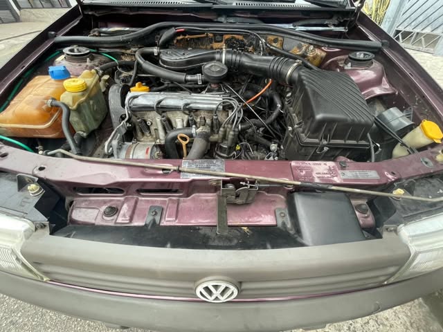 VOLKSWAGEN LOGUS GLI - Imagem 17