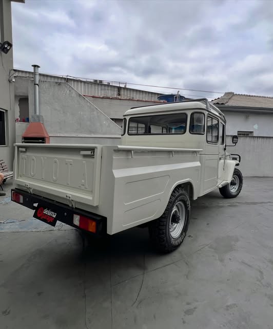 TOYOTA BANDEIRANTE - Imagem 6