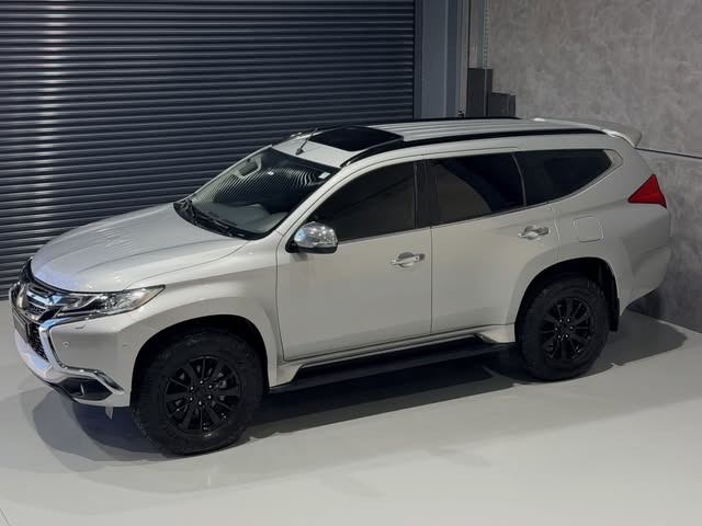MITSUBISHI PAJERO SPORT - Imagem 2