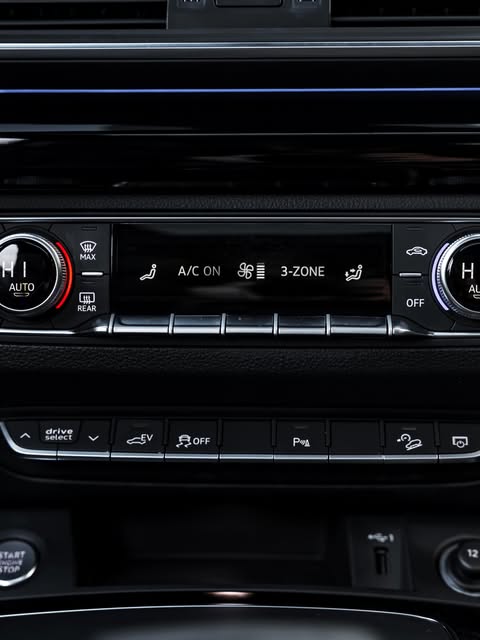 AUDI Q5 55 TFSI PERFORMANCE BLACK - Imagem 12