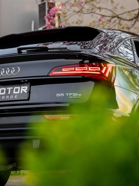 AUDI Q5 55 TFSI PERFORMANCE BLACK - Imagem 13