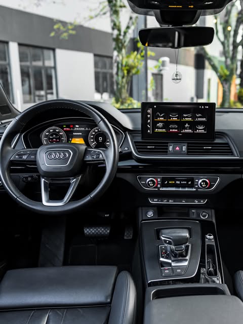 AUDI Q5 55 TFSI PERFORMANCE BLACK - Imagem 6