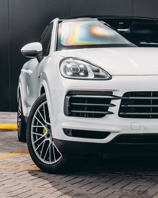 PORSCHE CAYENNE COUPÉ E-HYBRID PLATINUM EDITION - Imagem 9