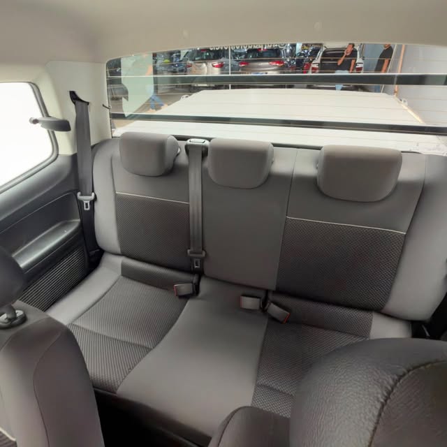 VOLKSWAGEN SAVEIRO ROBUST 1.6 TOTAL FLEX 16V CD - Imagem 10