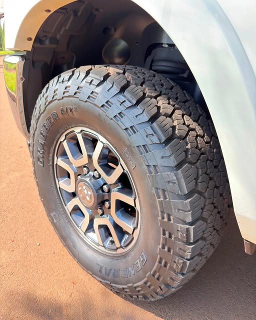RAM 3500 LONGHORN LIMITED - Imagem 10