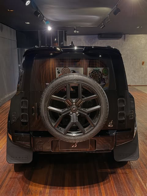 LAND ROVER DEFENDER 90 S - Imagem 13