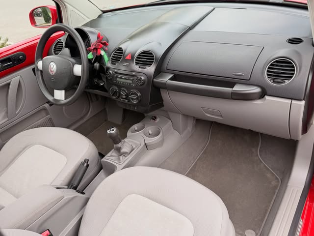 VOLKSWAGEN NEW BEETLE - Imagem 10