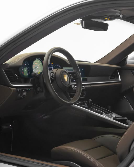 PORSCHE 911 TURBO S - Imagem 3