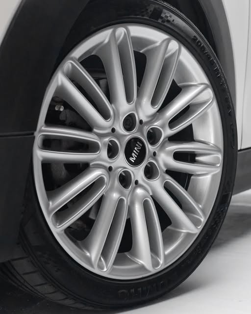 MINI COOPER EXCLUSIVE - Imagem 5